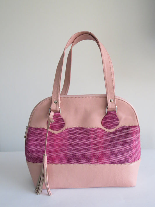 Pink Stylish Dramatic Design Round Leather Purse